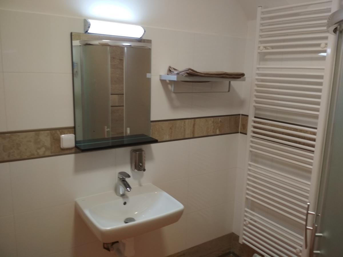 Apartmany Pod Kastany Kvasice Exteriör bild
